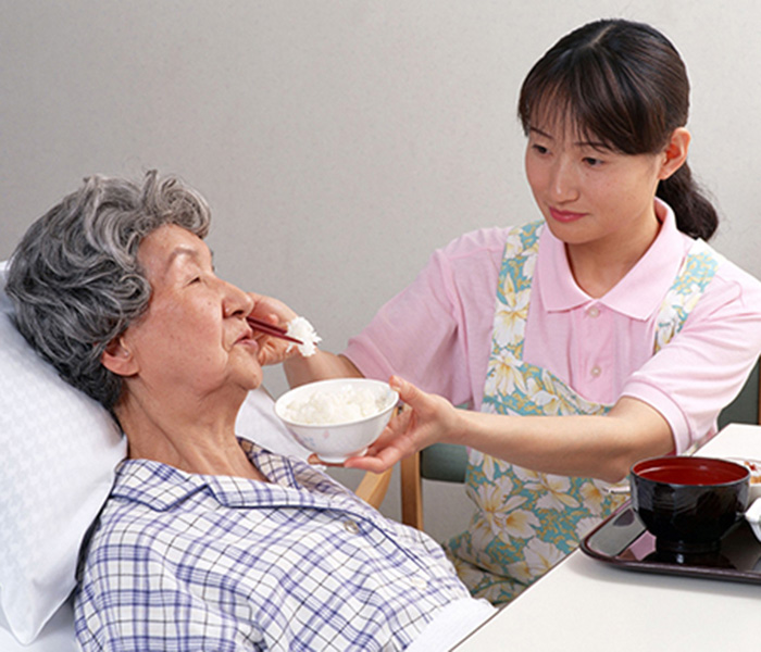 照顾（gù）老人
